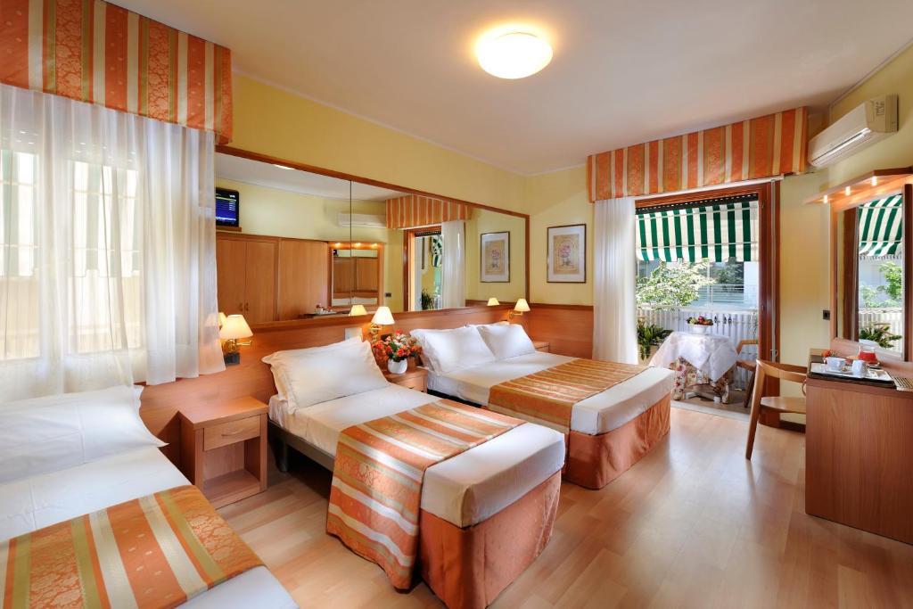 Hotel Al Prater لينانو سابيادورو الغرفة الصورة