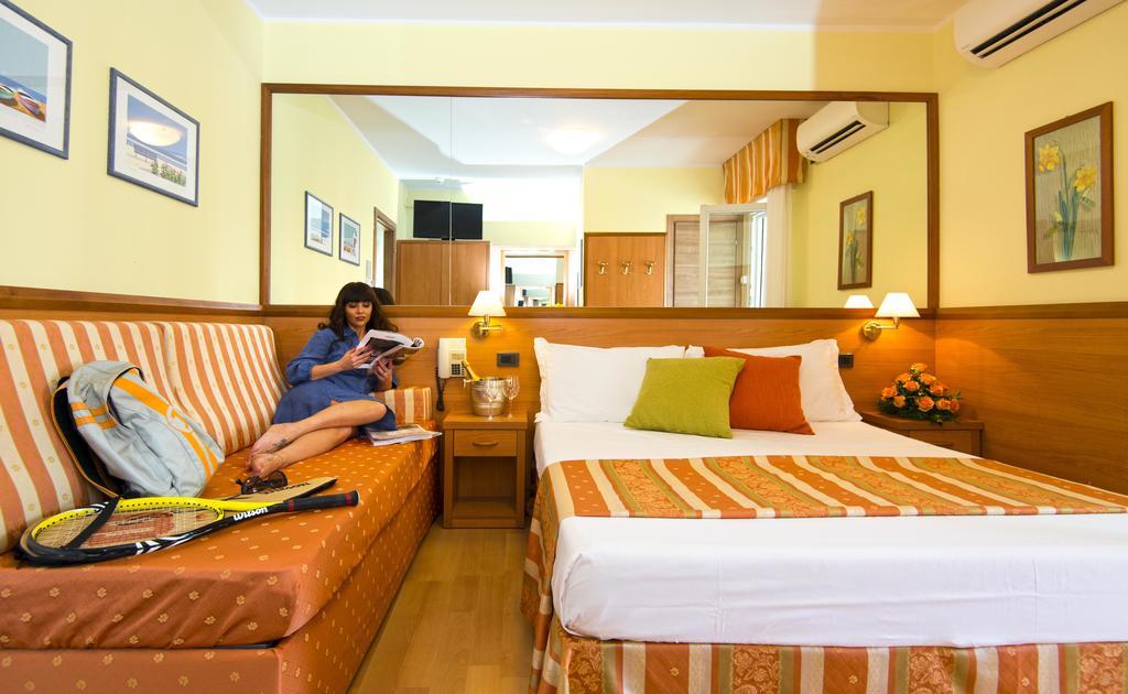 Hotel Al Prater لينانو سابيادورو المظهر الخارجي الصورة
