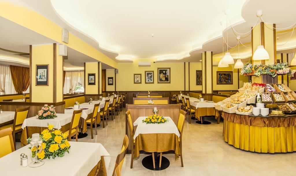 Hotel Al Prater لينانو سابيادورو المظهر الخارجي الصورة